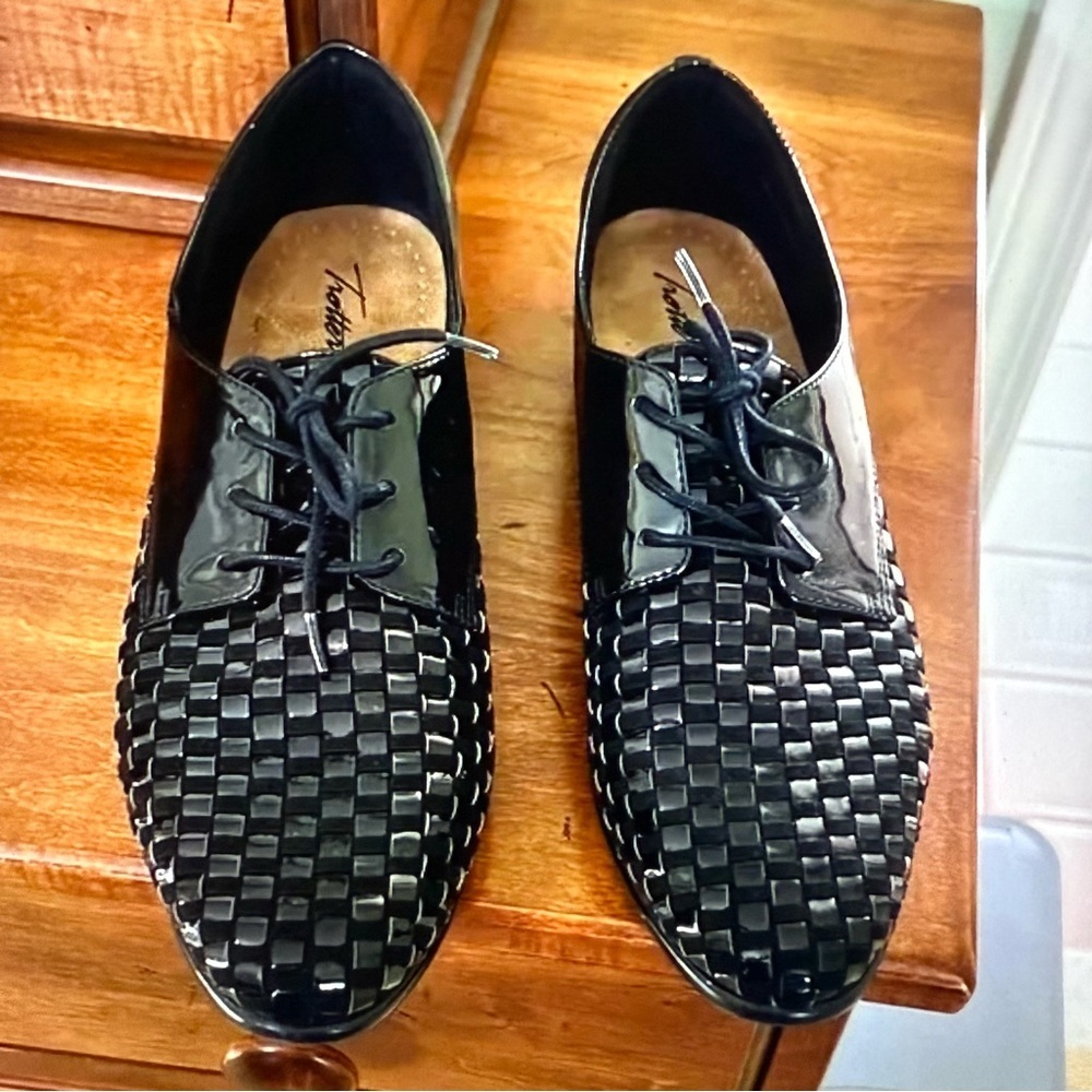 Trotters black patterned basket shoes leather lace up Oxford loafers flats - Picture 2 of 7